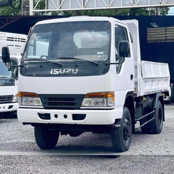 ISUZU 6 WHEELER 4*4T 4CBM DUMPER TRUCK "Slightly Used" - Image 4