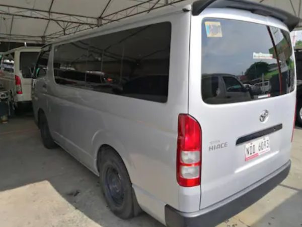 2017 Toyota Hiace 985K - Image 5