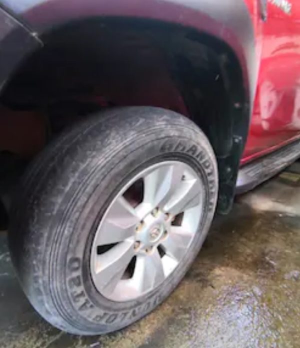 2019 Toyota Hilux - 1.019M - Image 9